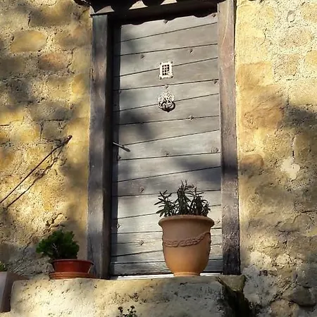 Pichet Bed & Breakfast *